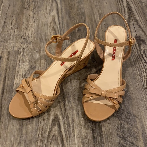 Prada Patent Leather Nude Sandals Wedges Shoes - Picture 15 of 15
